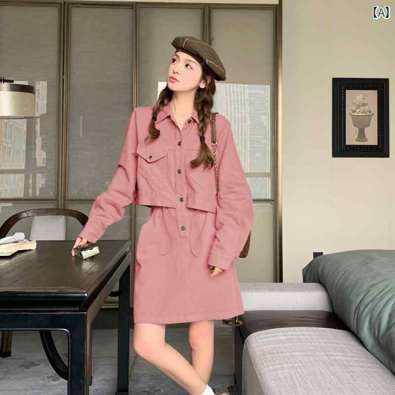 シャツワンピース レディース 2025年 春秋の 女性用 ピンクの フェイク ツーピース ドレス、 新しい ワークウェア スタイルの ゆったりと した ウエストの スリムな ミディアム 丈 シャツ ドレス