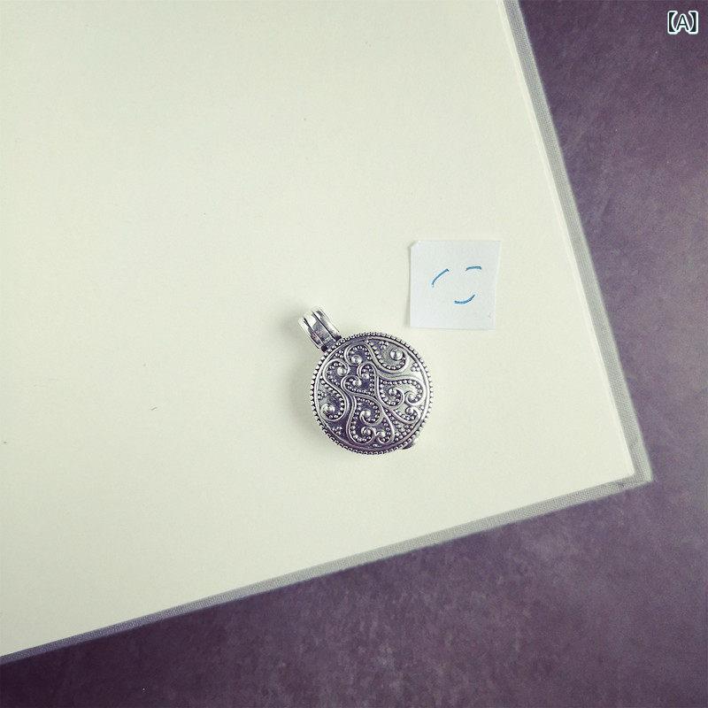 シルバーネックレス レディース Zimojia オリジナル デザイン 手作り s 925 スターリングシルバー レトロ 古い 文学 気質 写真 ペンダント 神秘的な ボックス ネックレス - 商品メイン画像