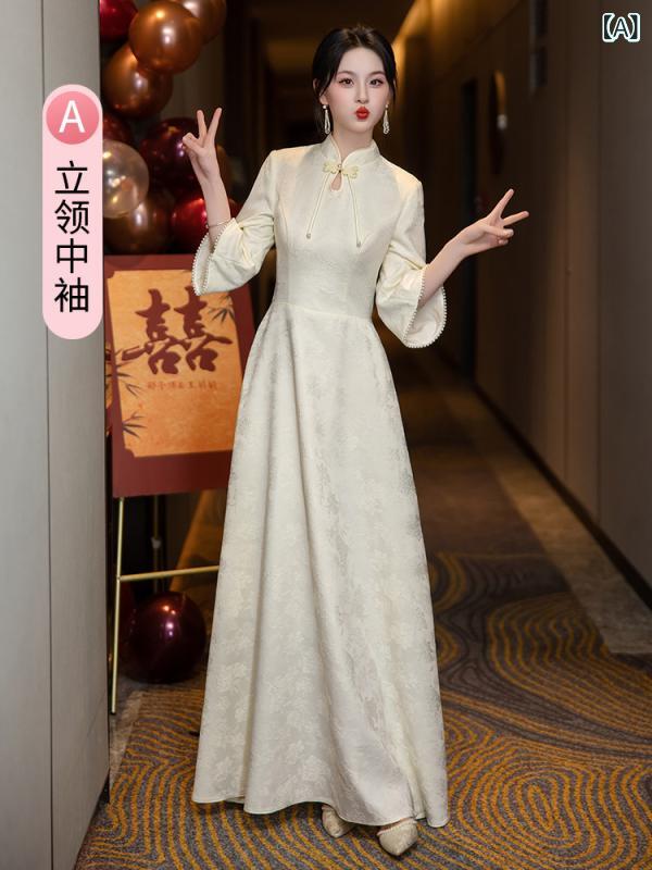 アオザイ ドレス シャンパンの 花嫁 介 添 人 ドレス 女性 2025 新しい 結婚 式 ハイ エンドの 新しい 中国の チャイナ ドレス 姉妹 グループ ドレス スカート ニッチ ロング
