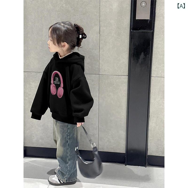 男の子用フード付きスウェット 韓国 風 カジュアル ガールズ フード 付き スウェットシャツ、 初秋の新 スタイル、 ゆったりと した 黒の 子供用 長袖 パーカー、 プルオーバー トップ。