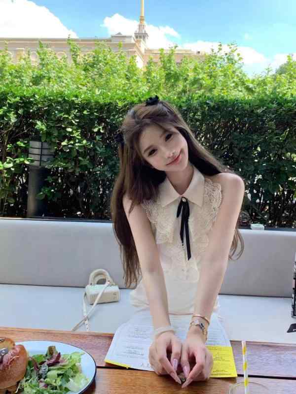 レディース ワンピース 夏用 ノースリーブ ハルターネック レース ショート丈 高級感 軽量 女性 ドレス トップス かわいい