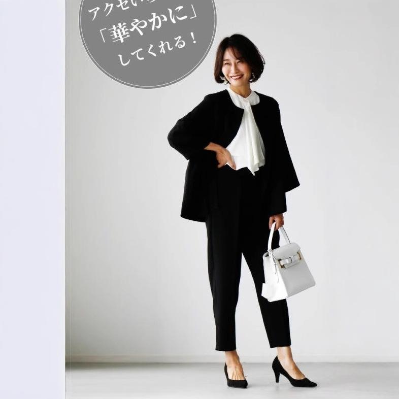 レディース スーツ 3点セット 夏 薄手 軽量 小柄対応 カジュアル 上品 通勤用 職業着 エレガント セットアップ テーラード ジャケット ブラウス スカート
