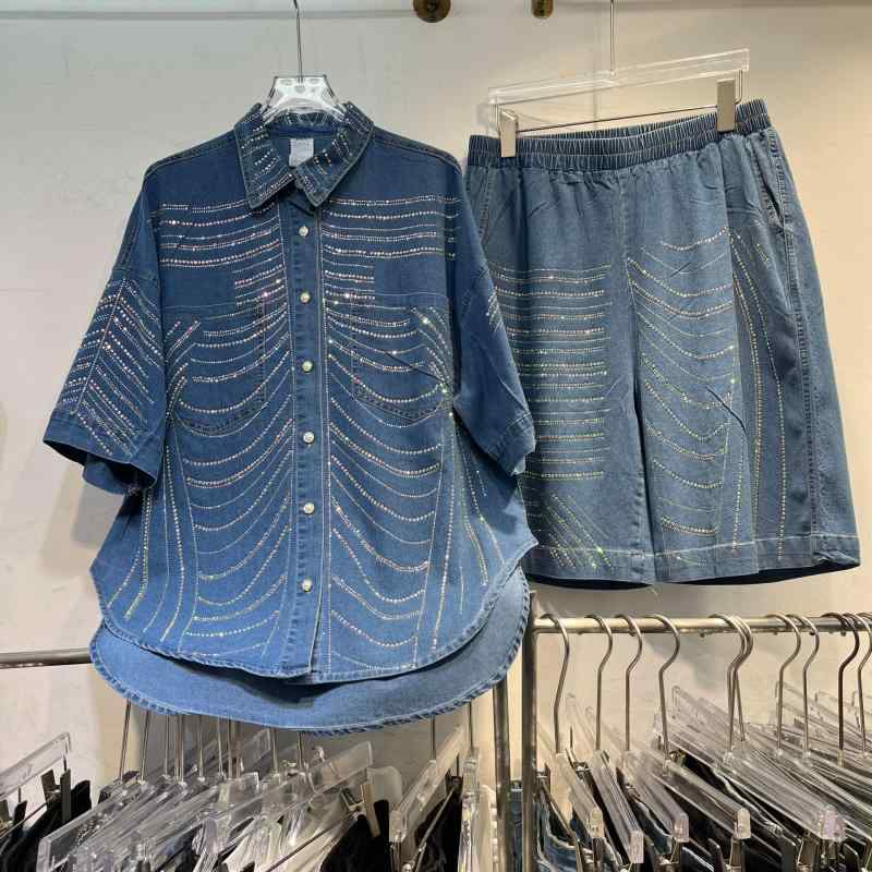レディース 夏 ジーンズ 短袖 ティーシャツ ワイドレッグ ビッグ大いさ 5分丈 ズボン下 2点書き割り 御膳上等感 石ころ かざり付ける 心地好い 表現スタイル 綿織物 原料品 ゆったり 相応う 吸湿速乾 軽さ 人付き合い冷感