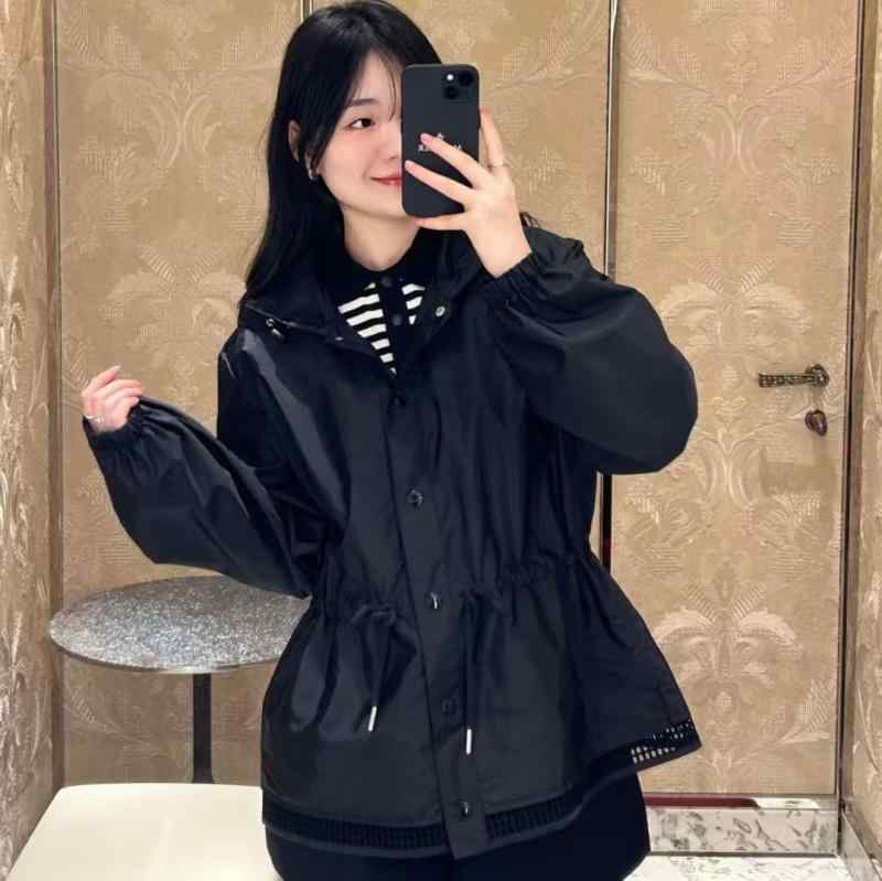 レディース トレンチコート 長袖 黒 無地 通勤用 UVカット 春 高級感 ウエストシェイプ スタイリッシュ アウター 軽量 吸湿速乾 接触冷感 再生繊維 ビッグシルエット 9,800円
