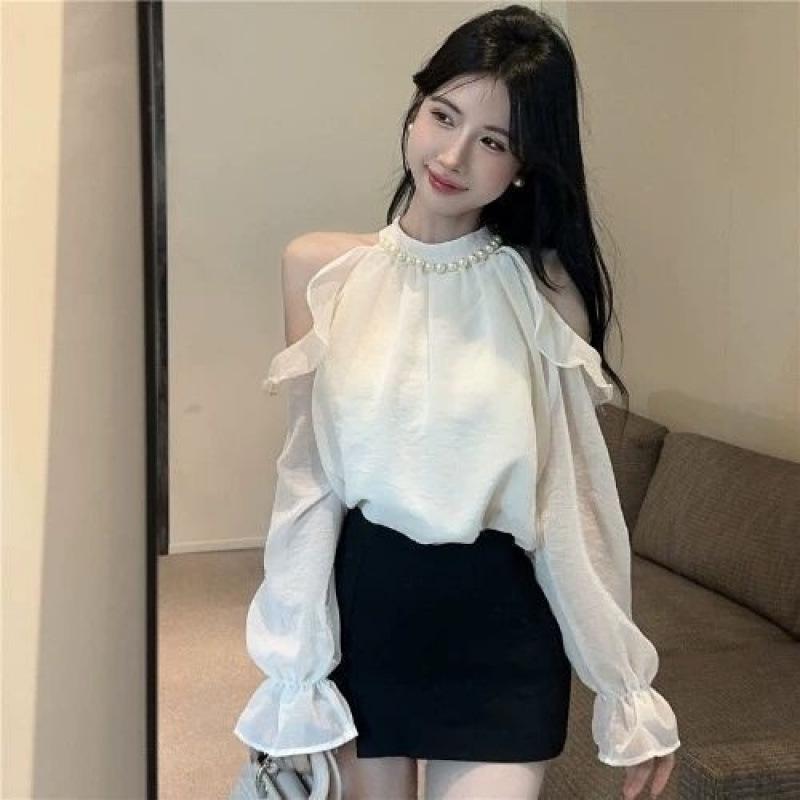ブラウス レディース オフショルダー シフォン素材 春 パール ハンギングネック フレア長袖 ルーズシルエット ユニーク スタイリッシュ ヤング トップス 軽やか フェミニン 春夏 デイリー 普段使い