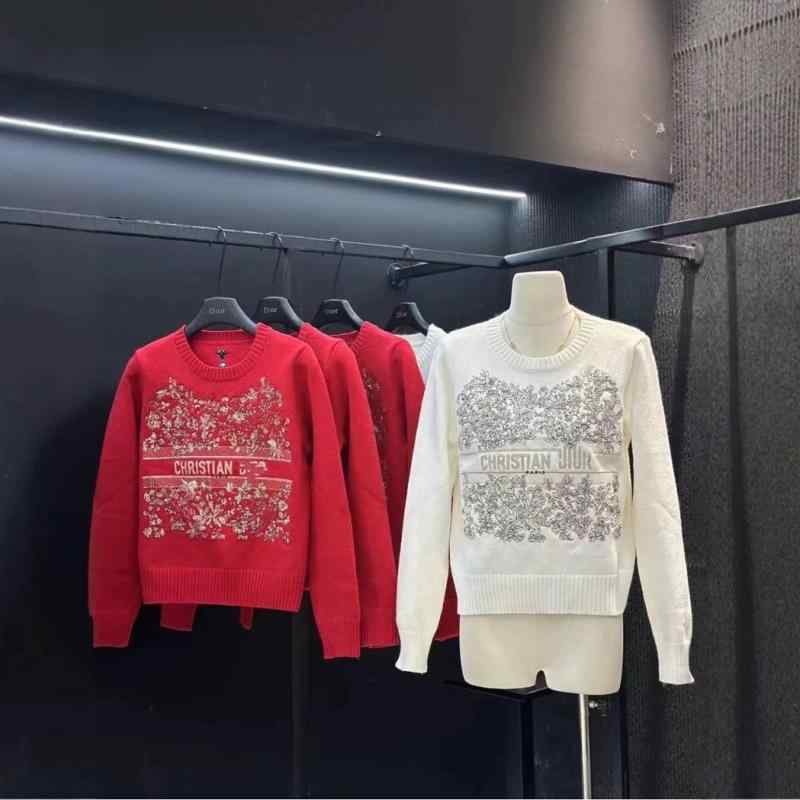 秋冬 レディース ニットセーター 蝶 花 刺繍 モチーフ 丸首 プルオーバー スリムフィット 体型カバー 合わせやすい 暖かみ コットン混 ベーシック トップス