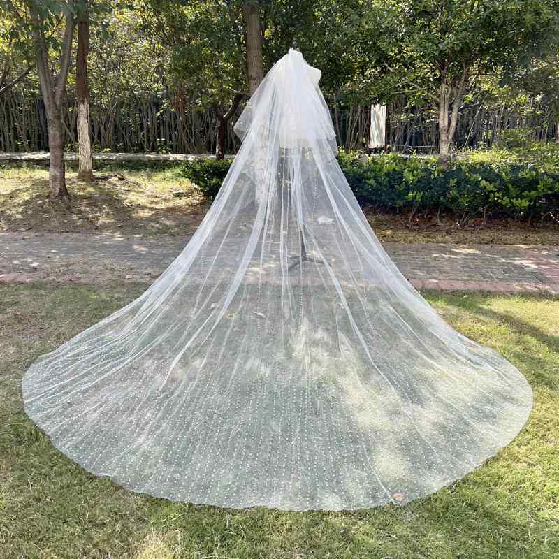 御芽出度頭を覆う物 白 スピード競技 ロング丈 ギア 二重 人間の顔押しかぶせる 御芽出度 佩び物 御芽出度 尖端お召しもの 頭を覆う物 白 花嫁御寮 かざり付ける 奥ゆかしい