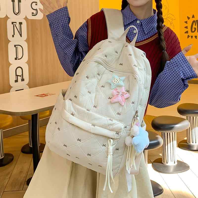 レディース リュックサック 学生用 通勤用 キャンパスバッグ 少女向け 大容量 シンプル 韓国風 コーディネートしやすい 軽量 日常使い