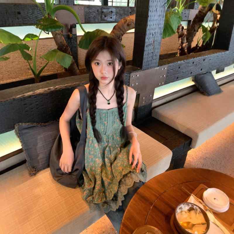 キャミワンピース レディース 夏 森御姉さん 表現スタイル 小花柄 刷り上げる スピード競技 フラウンス うつり変わり ゆったり 自然的 女子らしい 心地よい
