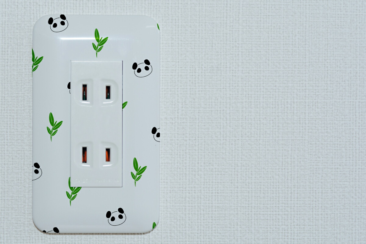 楽天市場 ２口コンセントカバー パンダと笹 熊猫 アニマル 動物 シンプル 白 ホワイト かわいい セカデパ
