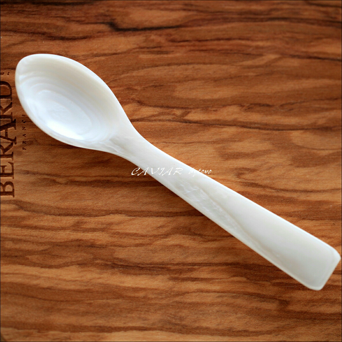 楽天市場】キャビア用 高級シェルスプーン (約10cm）1本 : ベスト