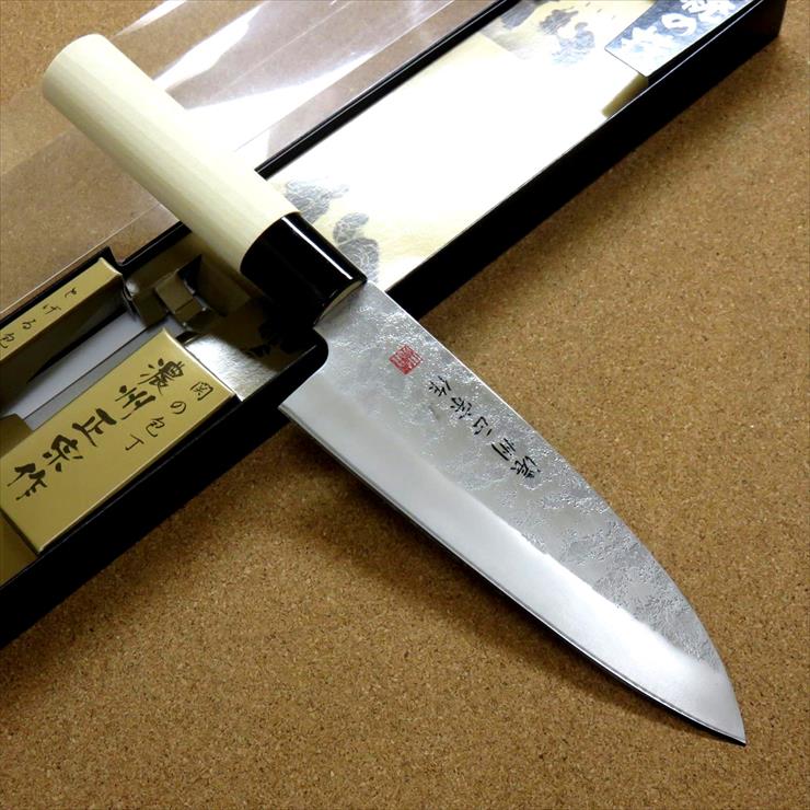 関の刃物 出刃包丁 15.5cm 155mm 今ダケ送料無料 濃州正宗作 梨地 ステンレス刃物鋼 魚や鳥  使用中に力を入れても刃先がしなったり曲がらずに使える刃が厚く重い片刃包丁 スッポン等を解体 国産日本製 和風柄白木ハンドル 右利き用