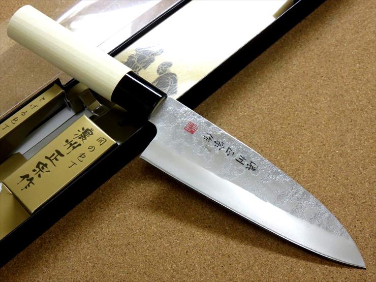 関の刃物 出刃包丁 15.5cm 155mm 今ダケ送料無料 濃州正宗作 梨地 ステンレス刃物鋼 魚や鳥  使用中に力を入れても刃先がしなったり曲がらずに使える刃が厚く重い片刃包丁 スッポン等を解体 国産日本製 和風柄白木ハンドル 右利き用