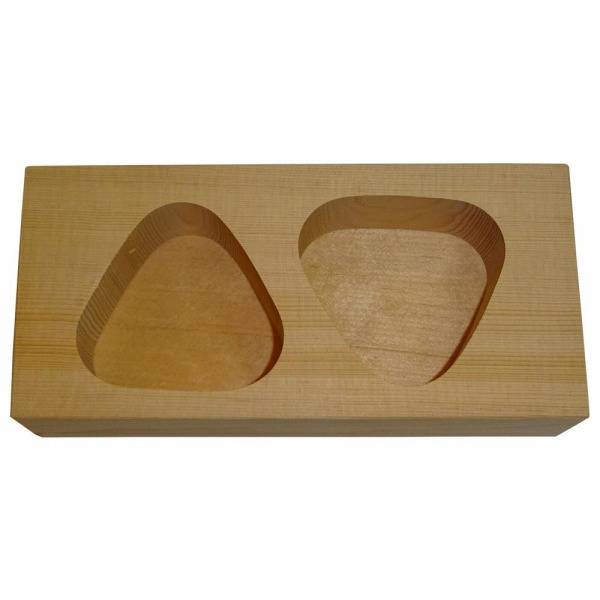 昭和レトロ　おにぎり・押し寿司　型抜きセット木製とプラスチック製 10切 キッチン・日用品・その他 昭和レトロ おにぎり・押し寿司