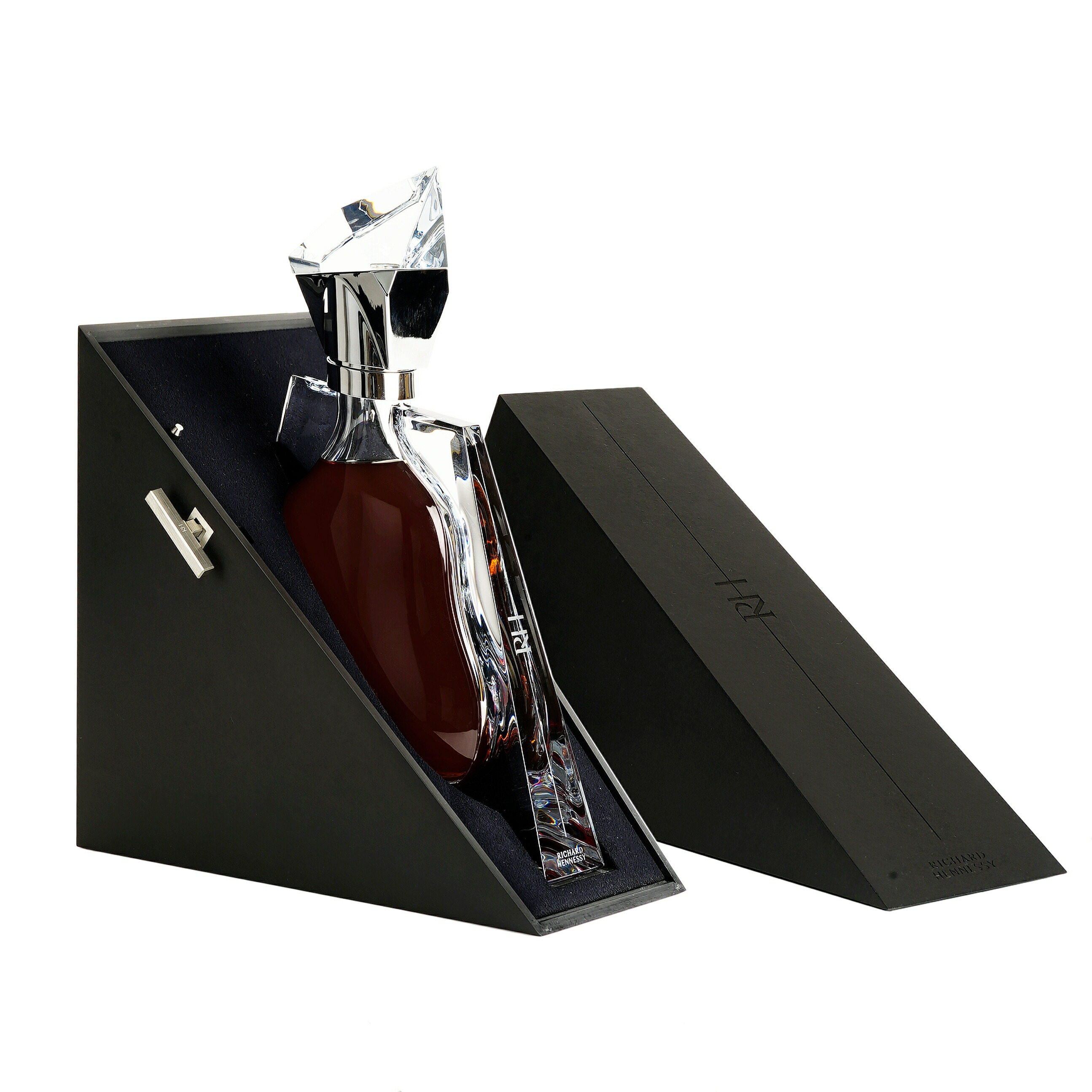 超美品ヘネシー の最高級品 リシャール、新品未使用、未開封、冊子フルセット 楽天市場】 ヘネシー リシャール 700ml 40℃ ブランデーバカラ