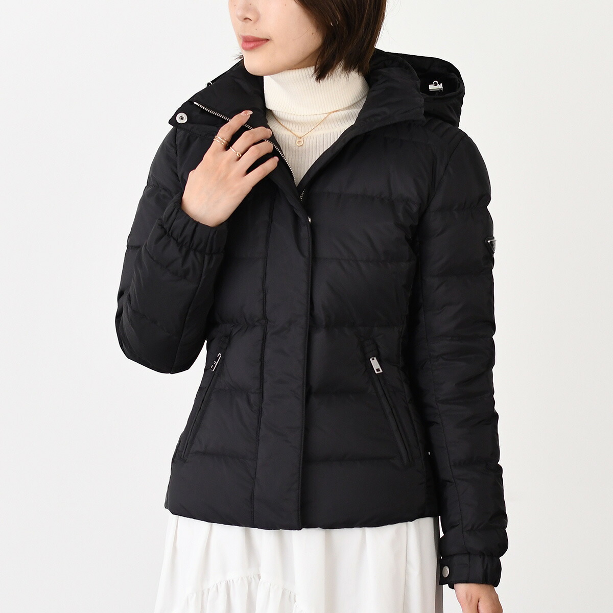 PRADA フード付きブラックジャケット プラダ PRADA PRADA ダウンジャケット 29B408 11C9 Re－Nylon