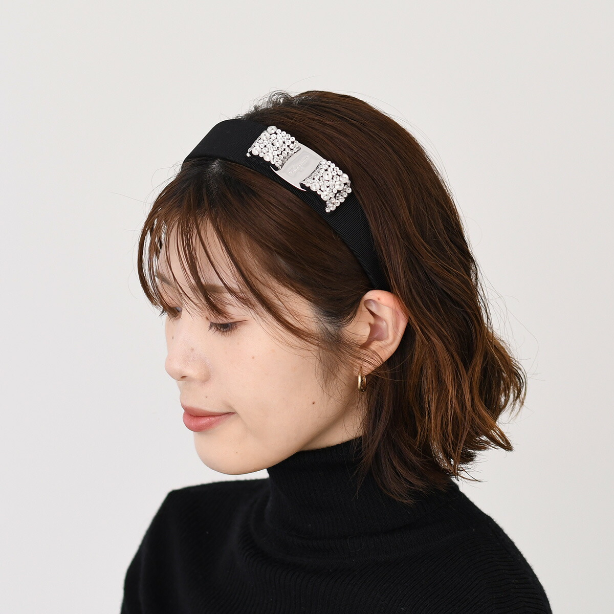 フェラガモカチューシャ ヘアバンド フェラガモ カチューシャ ヴァラ ヘアバンド ブラック