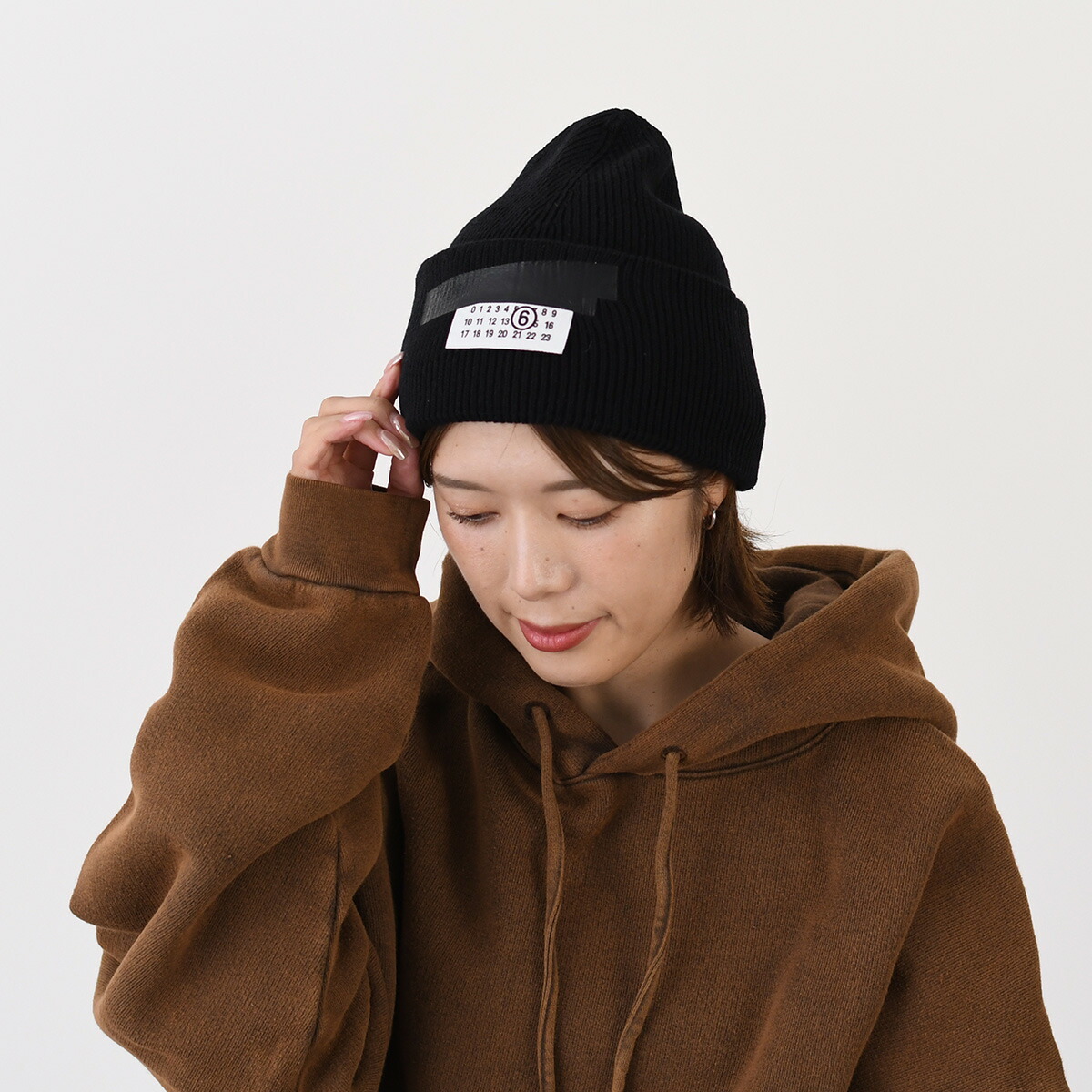 mm6　　　パトゥ　ビーニー MM6 Maison Margiela/BEANIE（ニットキャップ・ビーニー