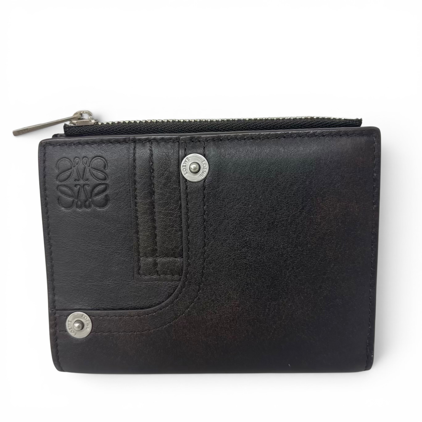 LOEWE ロエベ パンタ コンパクトウォレット シャイニーカーフ ブラック 二つ折り財布 レディース｜Selectfew 店