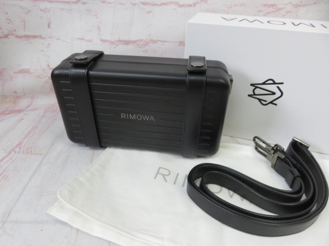 RIMOWA リモワ PERSONAL ショルタ゛ーハ゛ック゛ クラッチハ゛ック゛ アルミニウム フ゛ラック 箱有 【中古】 991837498