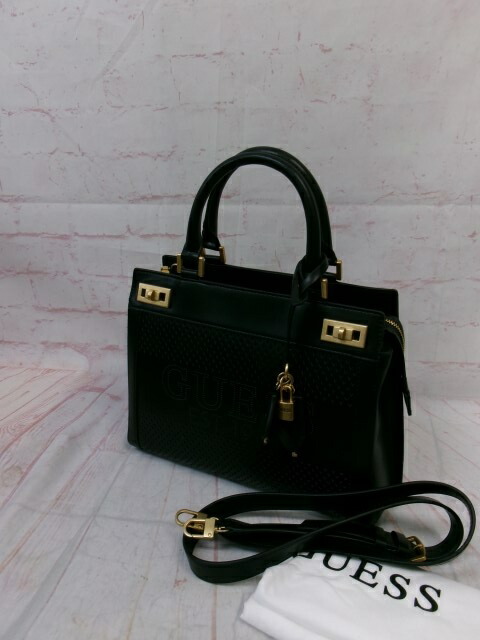 楽天市場】GUESS(ゲス) 2WAY/ショルダーバッグ/ハンドバッグ 黒