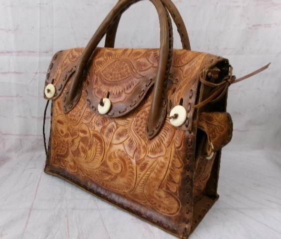 【中古】CARVING TRIBES ｶｰﾋﾞﾝｸﾞﾄﾗｲﾌﾞｽ ｶｰﾋﾞﾝｸﾞﾊﾞｯｸﾞ ﾊﾝﾄﾞﾊﾞｯｸﾞ ﾚｻﾞｰ  ｷｬﾒﾙ  991904583