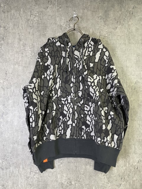 【中古】INTERBREED ｲﾝﾀｰﾌﾞﾘｰﾄﾞ CAMOUFLAGE HEAVY WEIGHT ZIP HOODIE ｼﾞｯﾌﾟ ﾊﾟｰｶｰ ﾌｰﾃﾞｨｰ ｳｯﾄﾞｶﾓ 総柄 25AW ｶｰｷ M 33963717