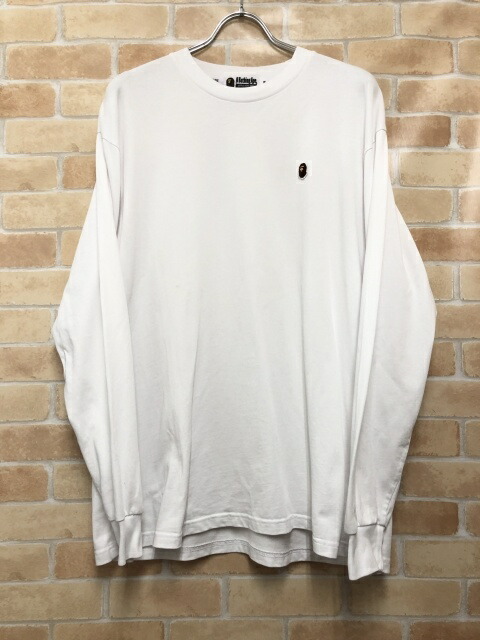 【中古】 A BATHING APE アベイシングエイプ ロングプルオーバー ワンポイント刺しゅう 白いこと M 111452627