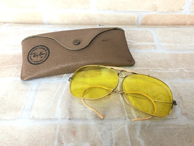 【中古】 ケース付 Ray-Ban レイバン サングラス シューター カリクロームレンズ ボシュロム社製 イエロー 111453528｜セレクト古着レプトン　店