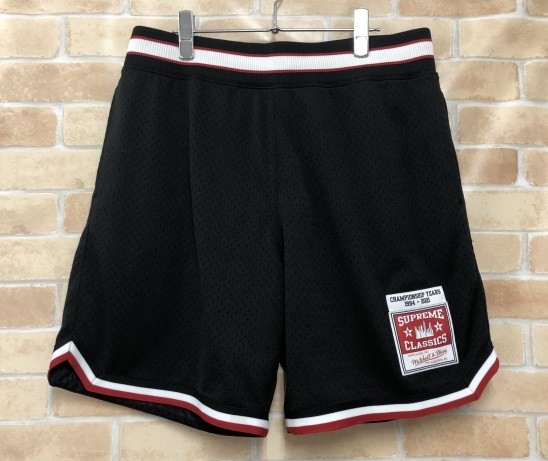 【中古】 Supreme シュプリーム ×Mitchell＆Ness Basketball Short  黒いこと×赤いこと×白いこと S 111453741
