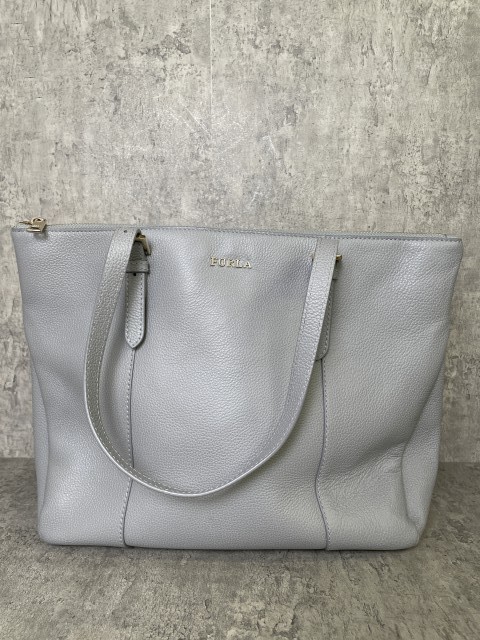 【中古】FURLA ﾌﾙﾗ ﾚｻﾞｰ ﾄｰﾄ ﾊﾞｯｸﾞ ｸﾞﾚｰ 33959879｜セレクト古着レプトン　店 9,856円