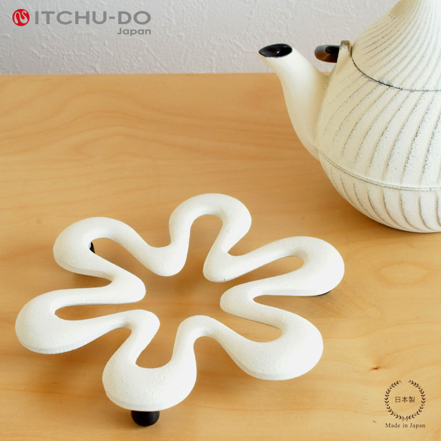 楽天市場】南部鉄器 壱鋳堂( ITCHU-DO ) ティーポット 胡桃 楽天市場】南部鉄器 壱鋳堂( ITCHU-DO ) ティーポット 胡桃