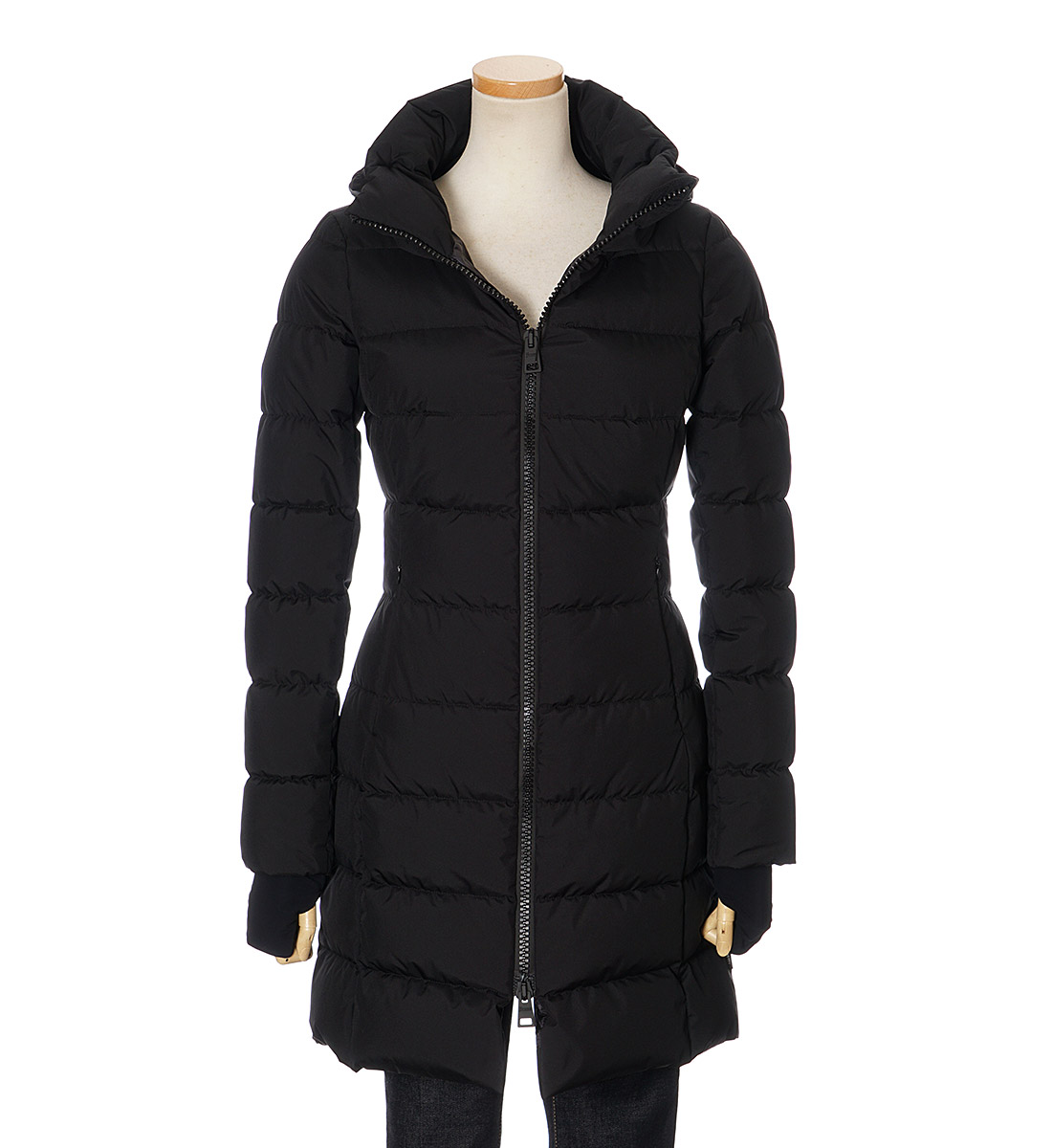 レディース Laminar Urban ジャケット ラミナー Herno ゴアテックス Il ヘルノ ブラック 38 40 42 44 Armani セレクトテイスト ダウンコート Pi080dl 21年秋冬新作 ヘルノ レディース ダウン