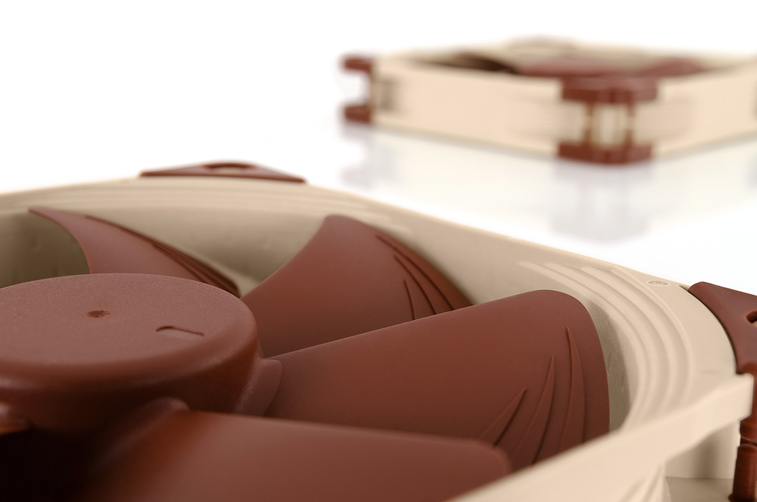 Noctua NF-A14 PWM, プレミアム 静音 ファン, 4-Pin接続 (140mm, ブラウン)|selectable