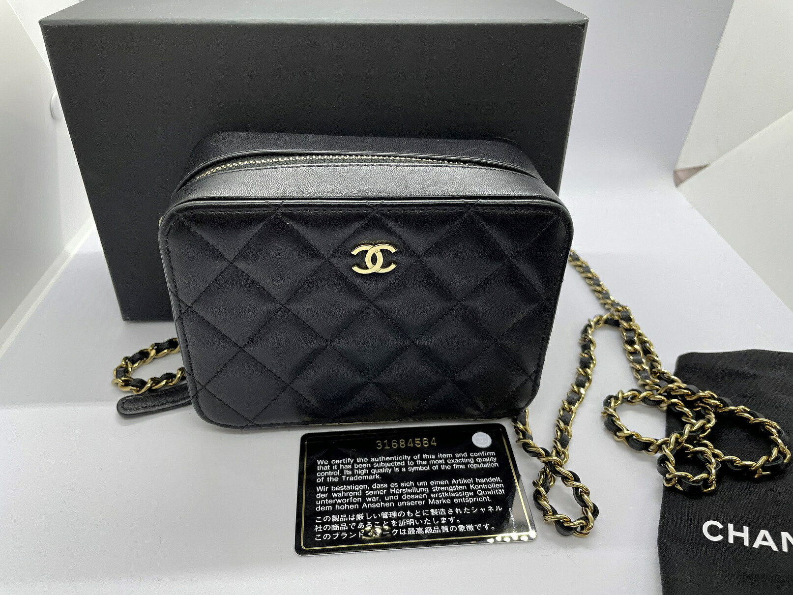 かわいすぎるミニバッグ【ユーズド美品】CHANEL ショルダー バッグ【SELECTHOUSE☆セレクトハウス】バッグ ななめがけ ショルダーバッグ シャネル国内即発送OK カメラバッグ|ブランドショップ SELECTHOUSE