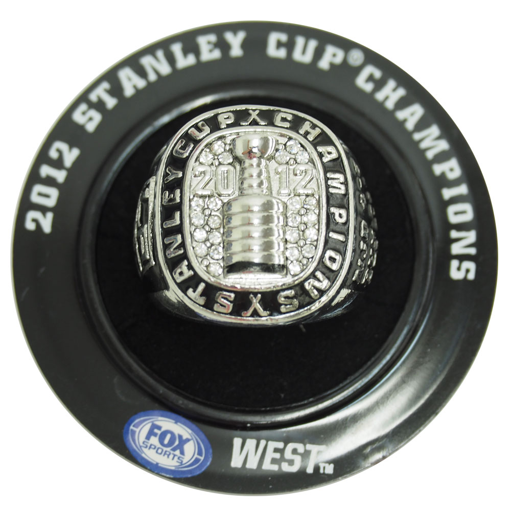 NHL キングス 2012 スタンレーカップ レプリカ チャンピオン リング レアアイテム  SELECTION