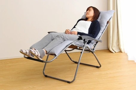 （納期1週間前後出荷）折りたたみリラックスチェア　cozy（TAN-149）【送料無料】 (チェアー、椅子、イス、リラックスチェア、パーソナルチェア）