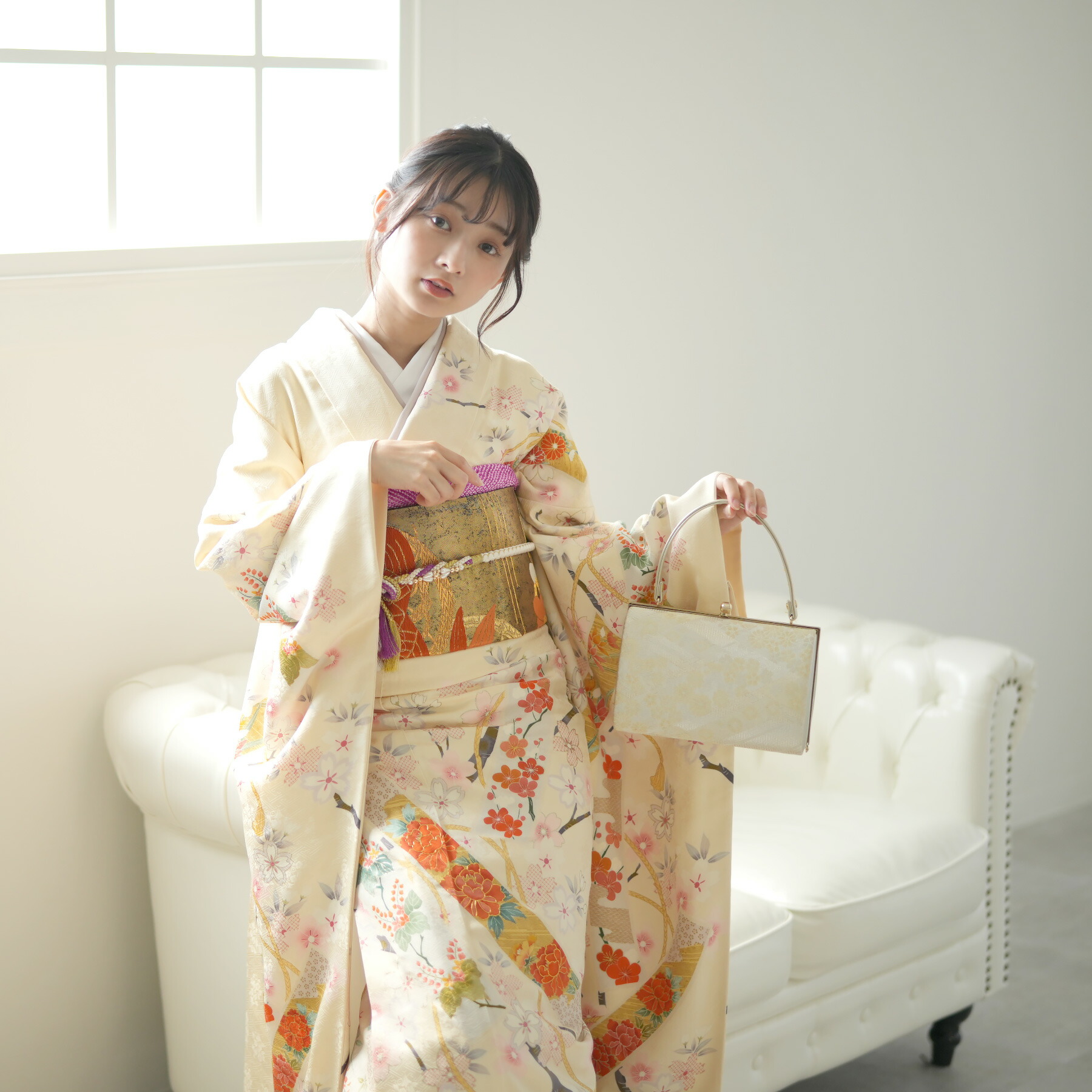 格安！！　振袖フルセット　9点　成人式　結婚式　前撮り　白　菊　袋帯　金 楽天市場】【2026年 成人式 1月 予約受付中】振袖 お買上 30点