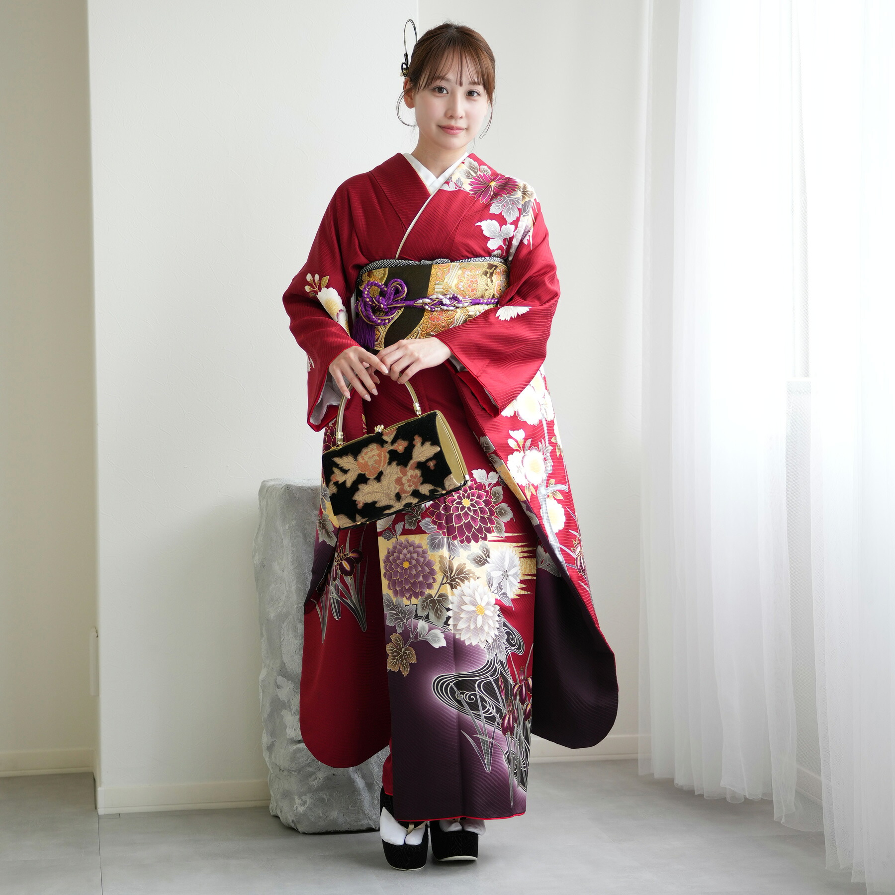 ※2027年1月分受付終了【レンタル】【振袖 正絹着物+袋帯 21点セット 絵羽 赤と紫のぼかし流水に古典菊】着物セット 女性 成人式 結婚式 前撮り 赤系 金 紫 菊 流水 菖蒲 正装 和装 フォーマル 晴れ着 記念撮影 足袋プレゼント 往復送料無料
