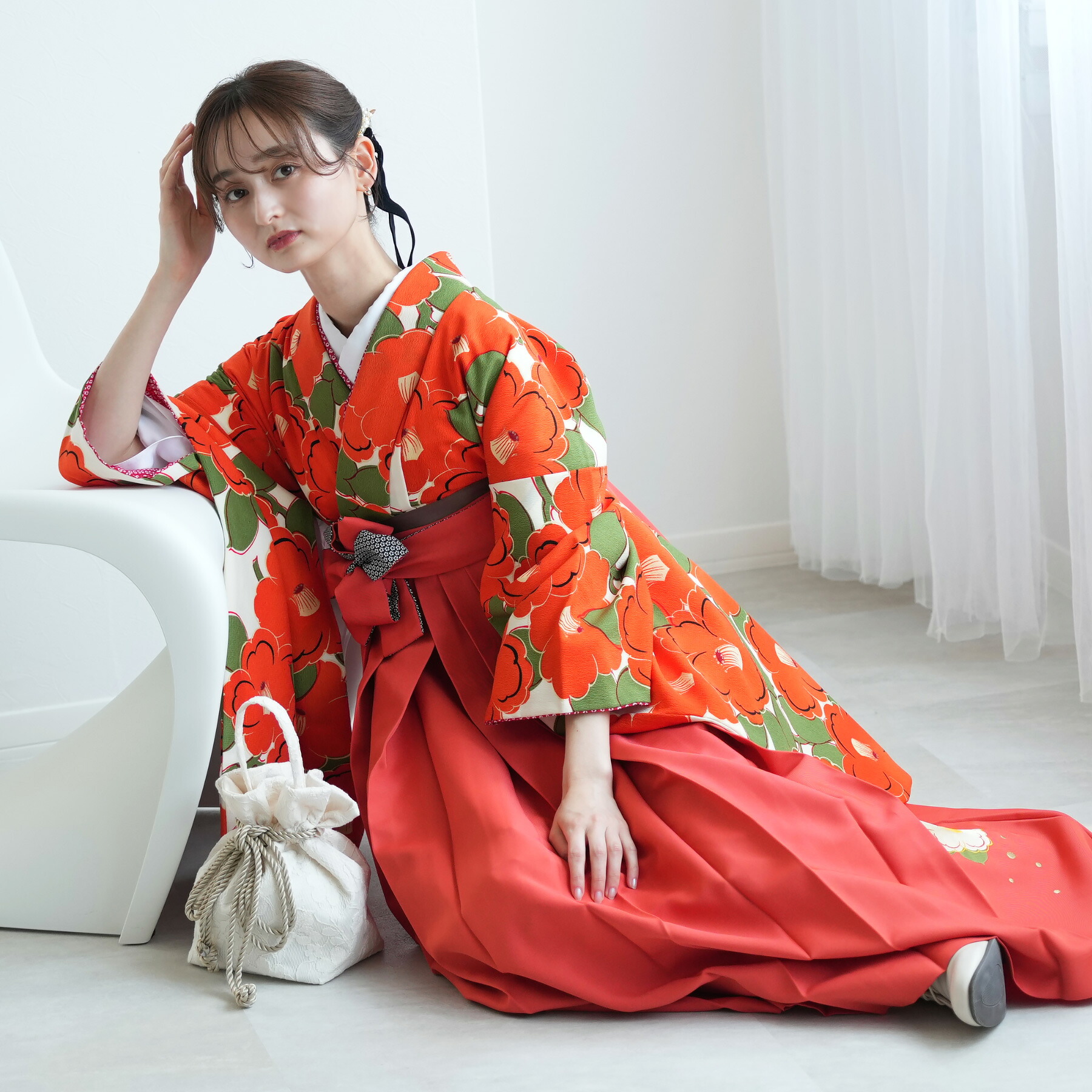 【レンタル】レンタル 袴 セット 大人 女 レディース 袴セット 卒業式 着物レンタル ハカマ はかま rental 往復送料無料【九重 レトロオレンジの椿づくし】 2尺袖 着物 袴 17点フルセット