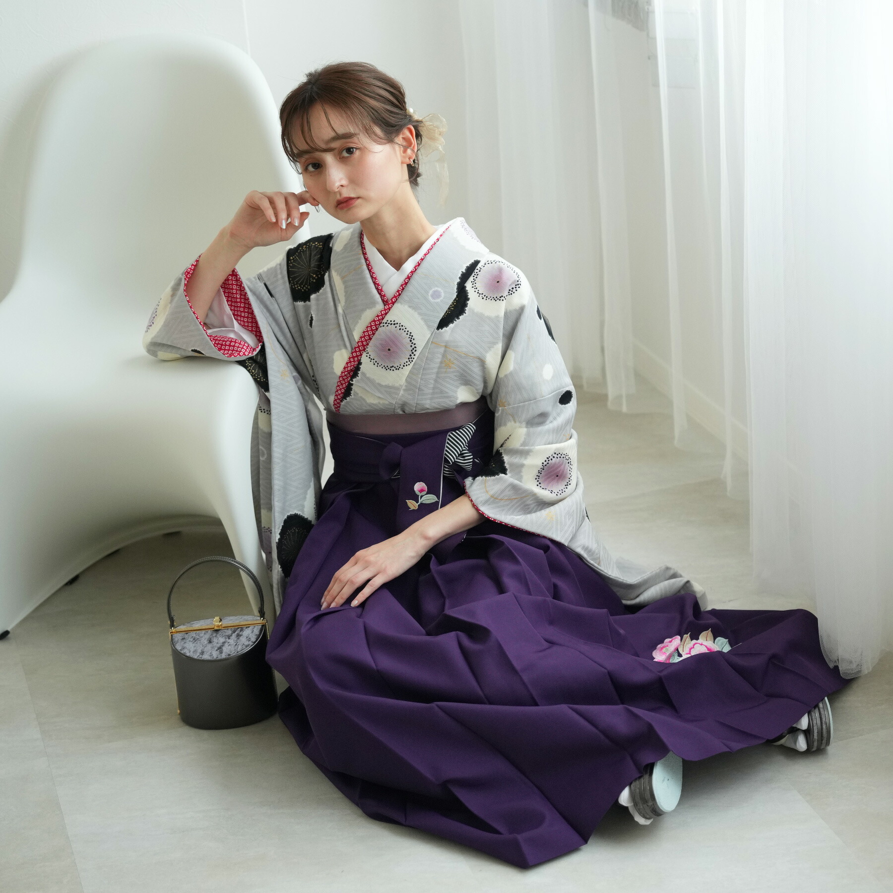 2尺袖 モダンアンテナ ポリエステル着物 袴用 銀彩 個性的 重衿付き 躾糸付き 袴 2点セット 2尺袖着物 utatane 卒業式 販売 袴91-99cm（身長153