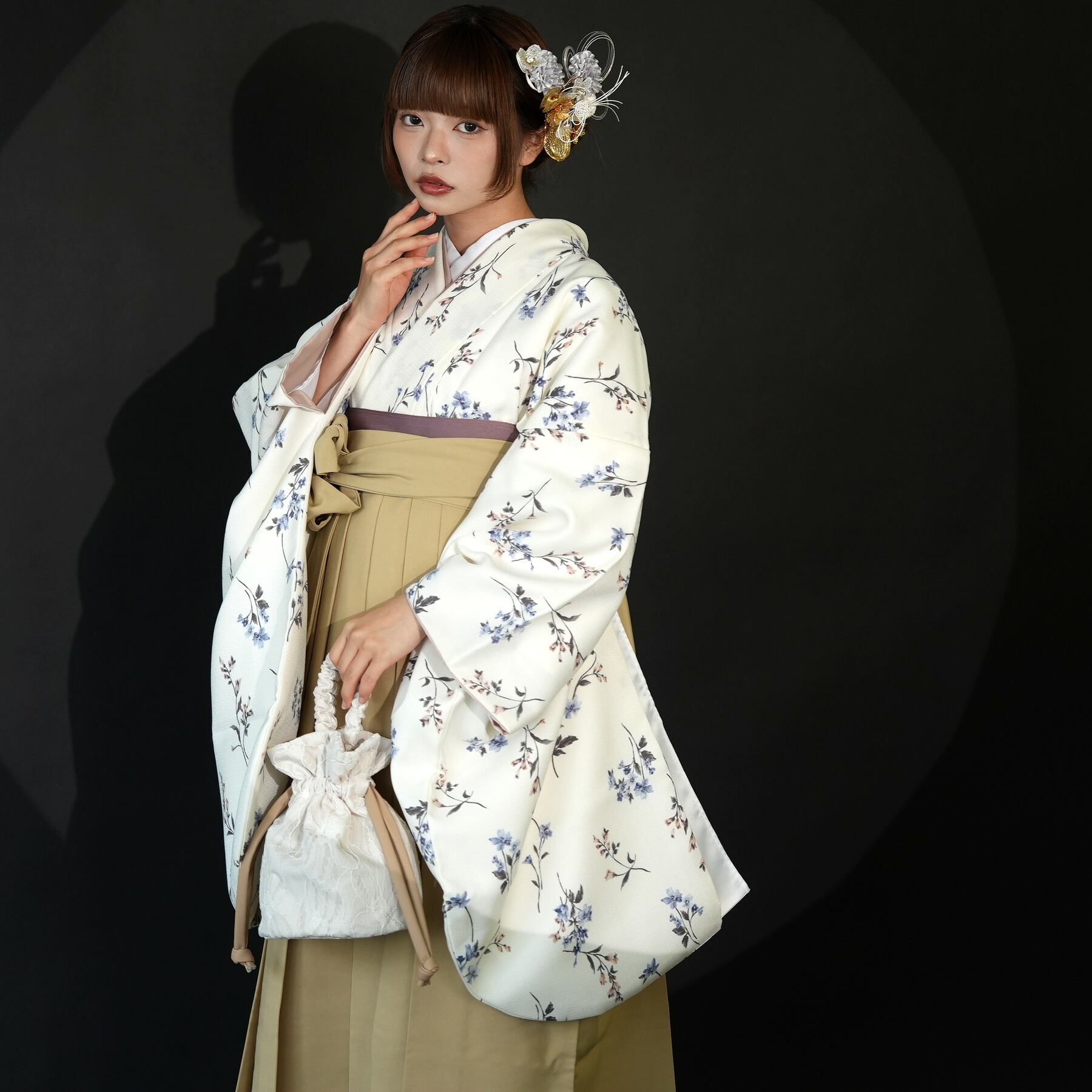 【レンタル】 往復送料無料 2尺袖 着物 袴 16点セット 袴丈91cm（適応身長153cm-165cm） 国産生地 袴セット 卒業式 大学生 着物 女性 ladies 白 系 アイボリー 紫 ベージュ フラワー シンプル 洋風 かわいい パステルカラー 花柄 古典柄 大正浪漫