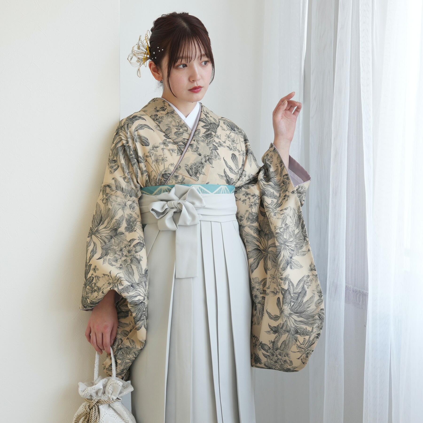 【レンタル】 往復送料無料 2尺袖 着物 袴 16点セット 袴丈91cm（適応身長153cm-165cm） 国産生地 袴セット 卒業式 大学生 着物 女性 ladies ベージュ 系 クリーム グレー ボタニカル 重ね衿縫い付済 洋風 かわいい くすみカラー 大正浪漫