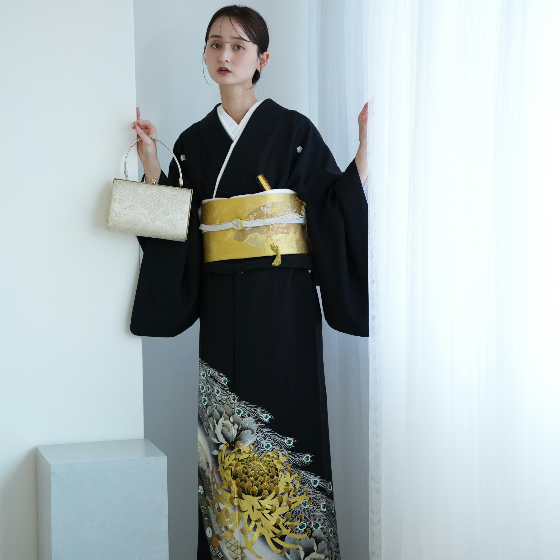 新郎新婦母親 留袖ドレス 留袖ワンピース 結婚式でゲストを迎える立場