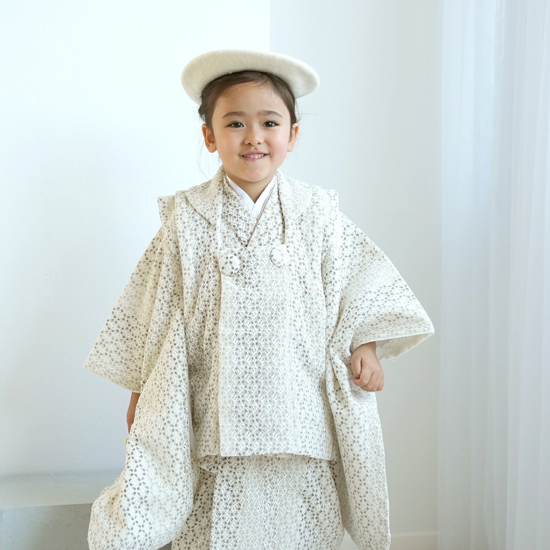 【レンタル】 往復送料無料 七五三セット utatane 85cm-95cm前後 七五三 3歳 日本製レース 被布セット レース 着物セット アイボリー系 子供 クリーム ベージュ 着物 被布コート ベレー帽 巾着 草履 足袋 三歳 三才 3才 おしゃれ 24,089円