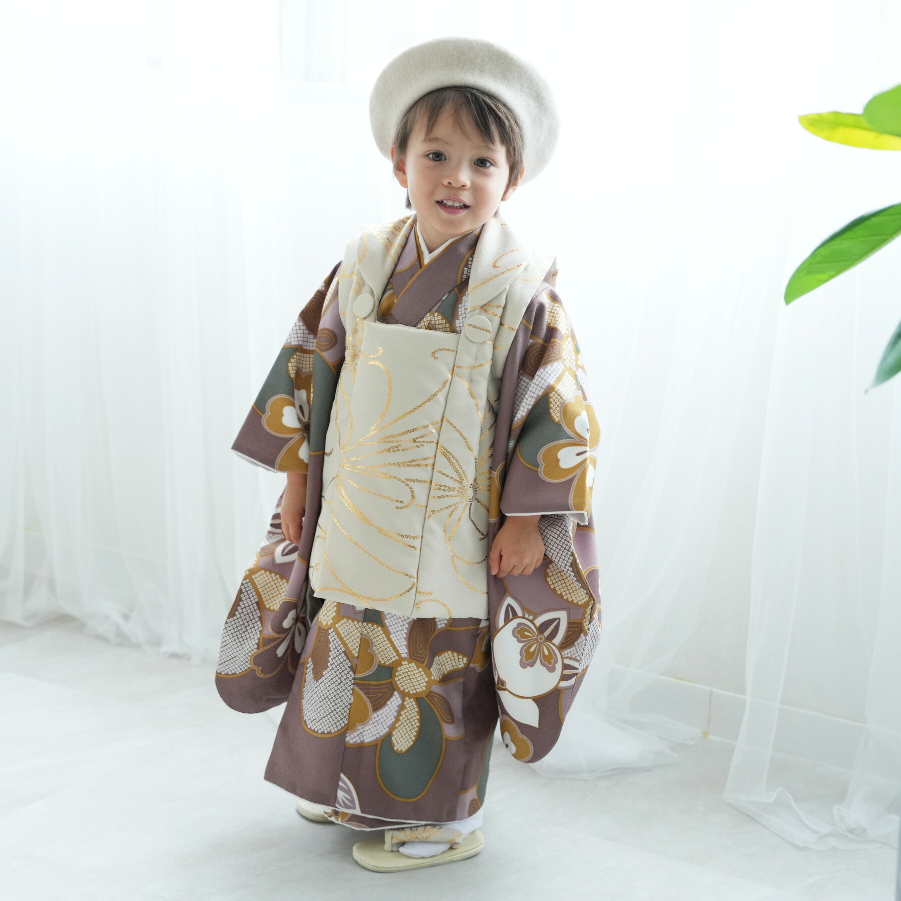 ※10月中旬まで・11月下旬以降予約可【レンタル】【ひよこ商店 七五三 3歳男の子 被布コートフルセット クラシカルパターン】85-95cm前後 着物 花 子供 被布コート 桜 橘 疋田柄 緑 渋色 金 ゴールド ニュアンスカラー スタジオ｜ニコアンティーク