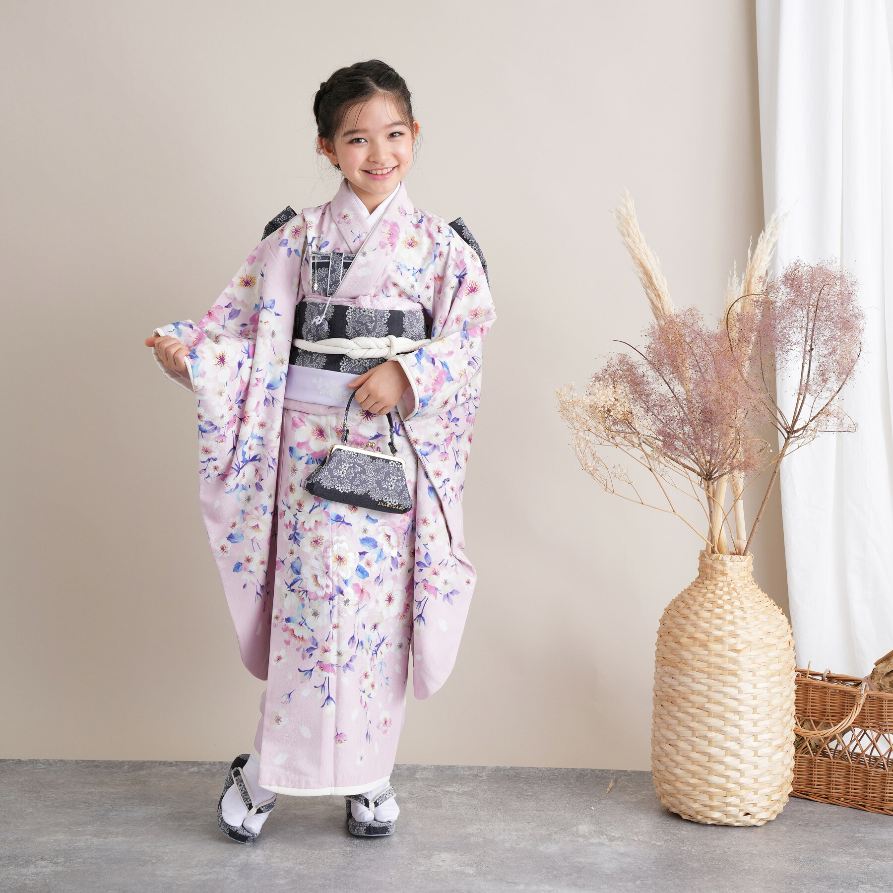 【レンタル】JILLSTUART ジルスチュアート 絵羽 ブランド 祝着 7歳 お祝い着 着物 七五三 お正月 初詣 雛祭り 七歳 レンタル 女の子 四つ身 フルセットレンタル レトロ 大正浪漫 モダン かわいい 新品足袋プレゼント|ニコアンティーク