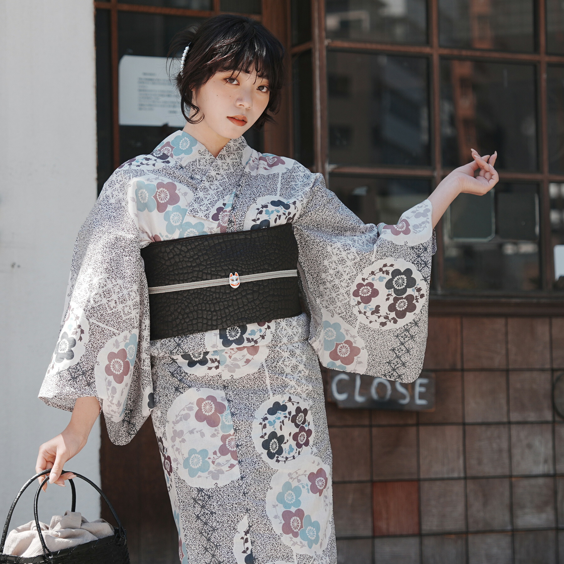 【utatane 浴衣 単品 高級変わり織｜墨黒の霧と梅雪輪（フリーサイズ）】国産生地・国内染色｜希少図案を現代に復刻｜浴衣（ゆかた）