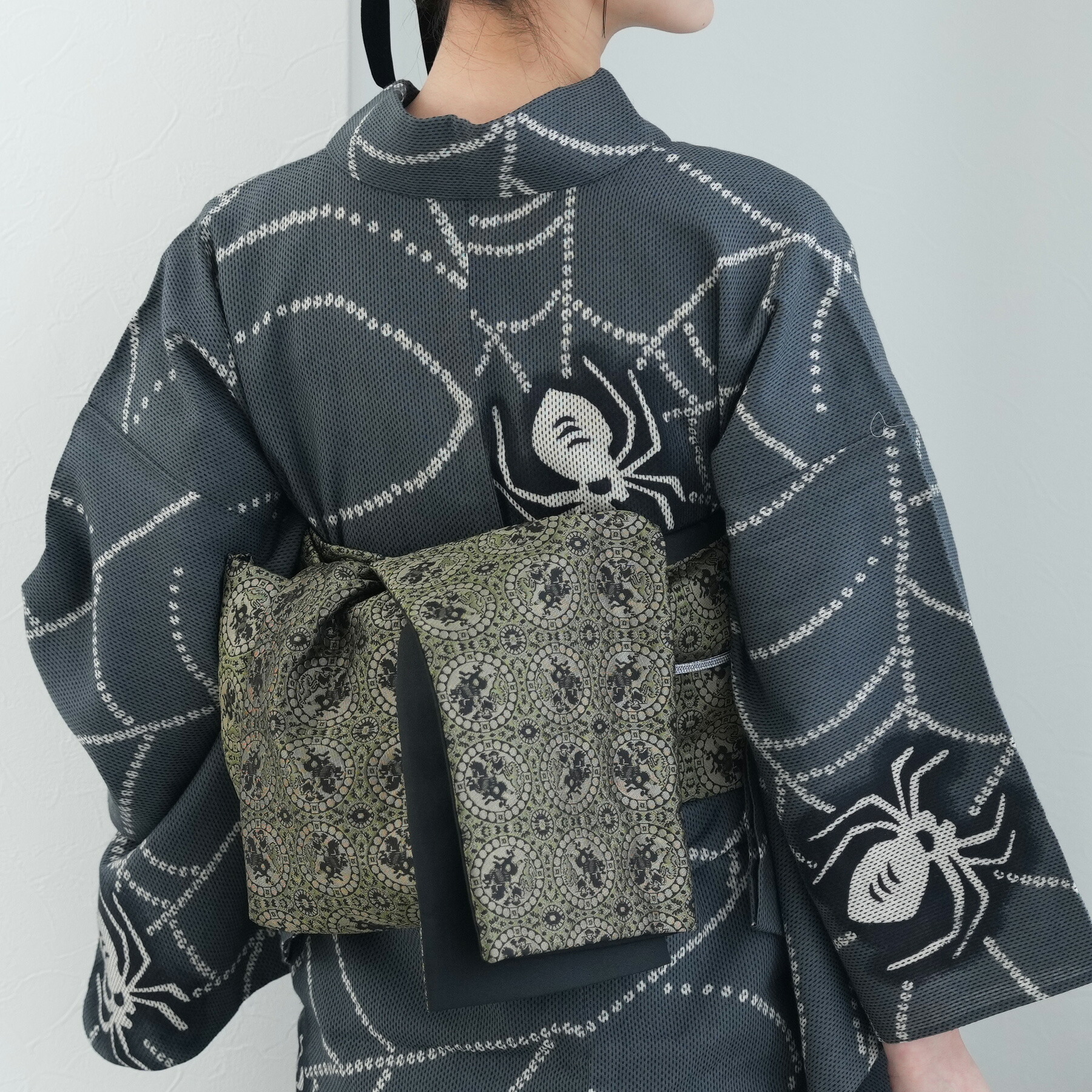 【ニコアンティーク　リバーシブル　狩猟文】 半幅帯 単品 数量限定 浴衣 着物 小紋 街着 日本製 女性 レディース 生成り 緑 グリーン 黒 お洒落 カジュアル 古典 大人 シック クラシック