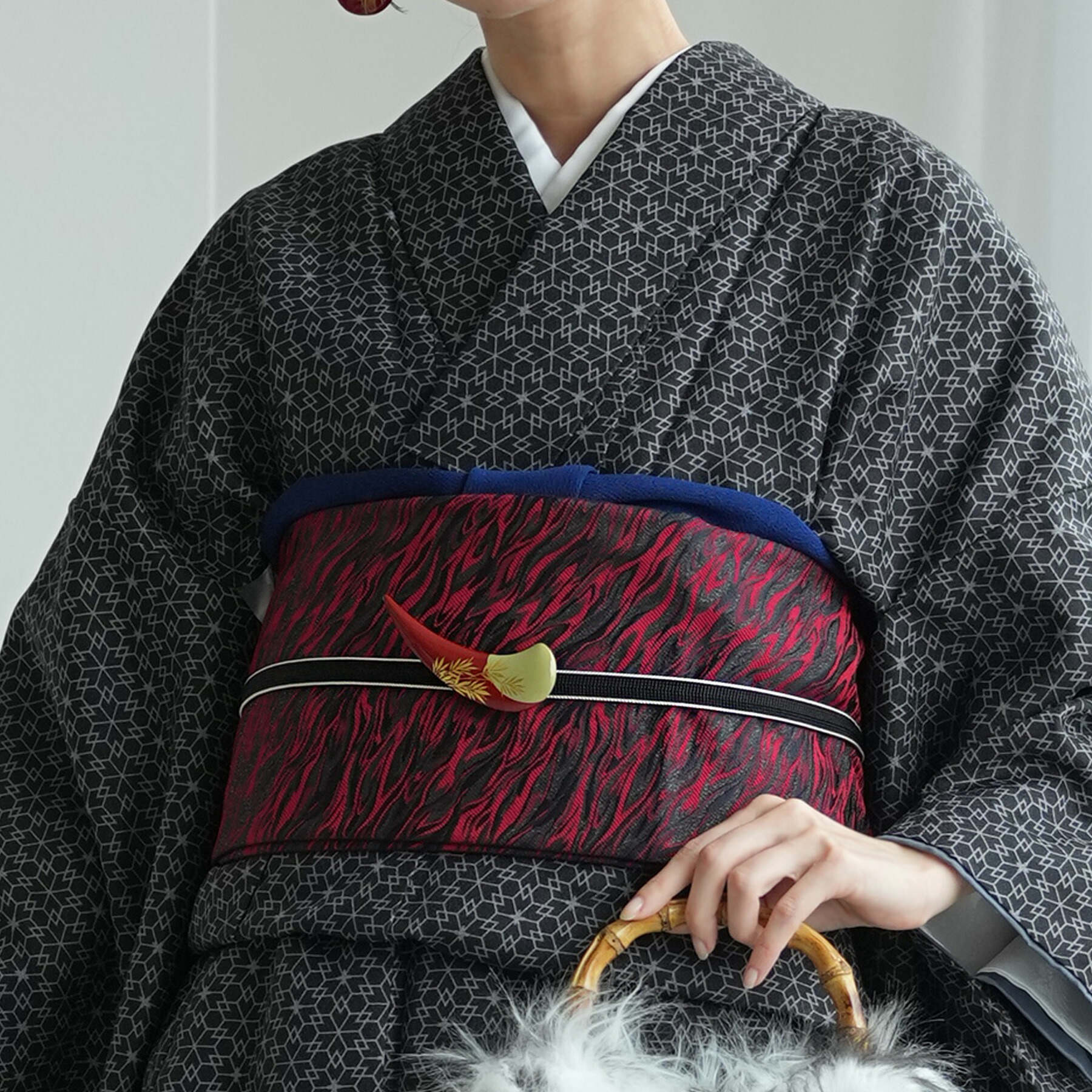 【ニコアンティーク 細帯 紅蓮】 半幅帯 単品 数量限定 浴衣 着物 小紋 炎 赤 えんじ 黒 金襴 日本製 女性 レディース 個性的 お洒落 カジュアル カッコいい 大人 和風 モダン｜ニコアンティーク